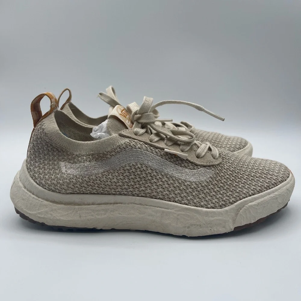 Vans Unisex UltraRange VR3 Vintage White Shoes Women's 7.5 - Men’s 6